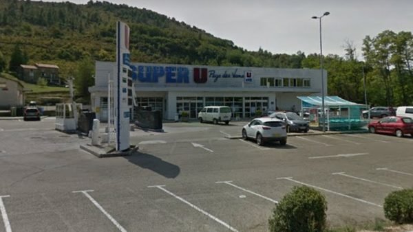 Super U location les Vans
