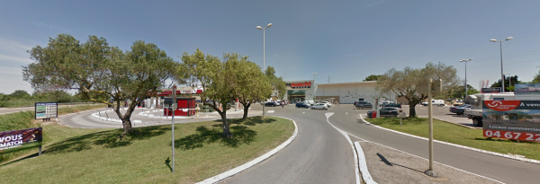 Intermarché Location Aigues-Mortes