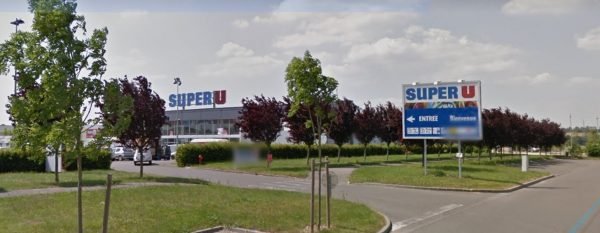Super U location Brou