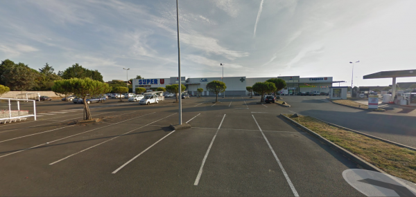 Super u location sablé sur sarthe