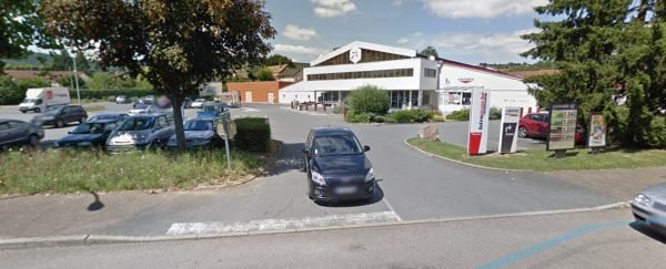 Carrefour location à Cluny