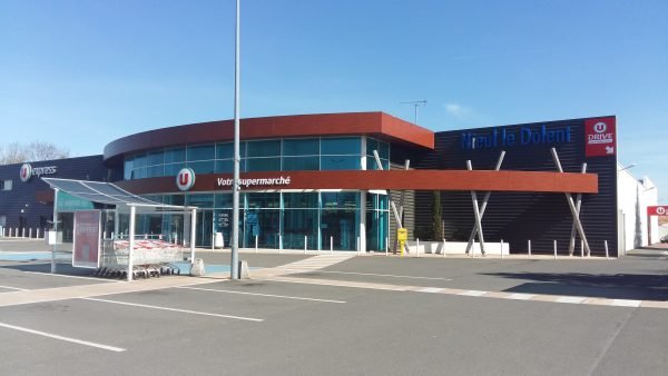 Location voiture U Express Nieul le Dolent